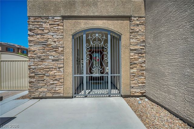 1636 Blue Cliffs Avenue, Henderson, NV 89014