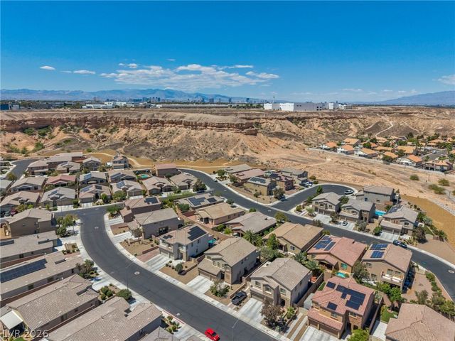 1636 Blue Cliffs Avenue, Henderson, NV 89014