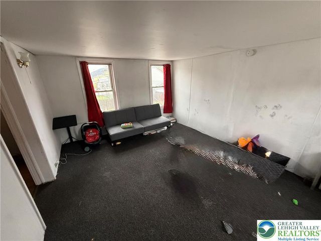 35 Vine Street, Tamaqua Boro, PA 18252