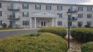 151 University DRIVE #319, West Bend, WI 53095