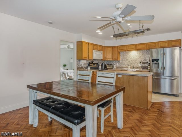 2022 Frederick ST, Naples, FL 34112