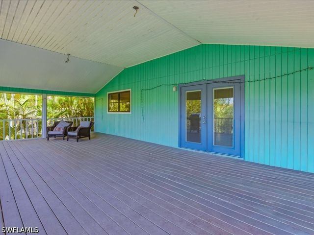 2022 Frederick ST, Naples, FL 34112