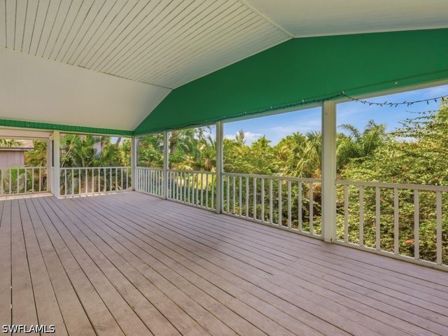 2022 Frederick ST, Naples, FL 34112