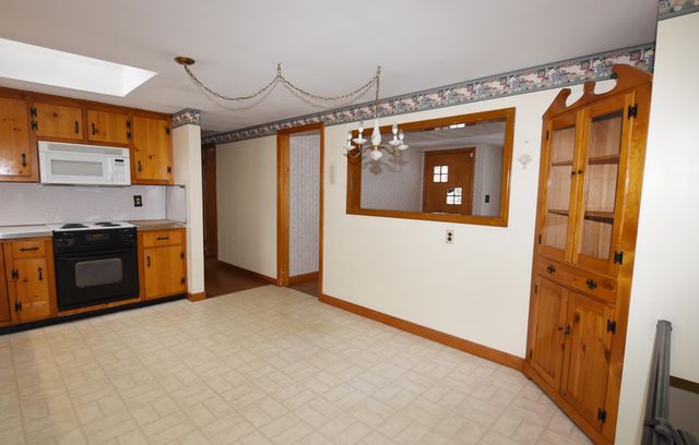 365 Broadway, Hanover, MA 02339