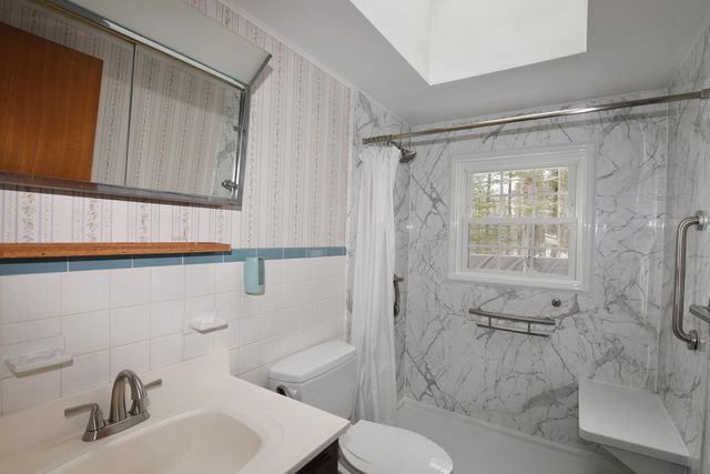 365 Broadway, Hanover, MA 02339