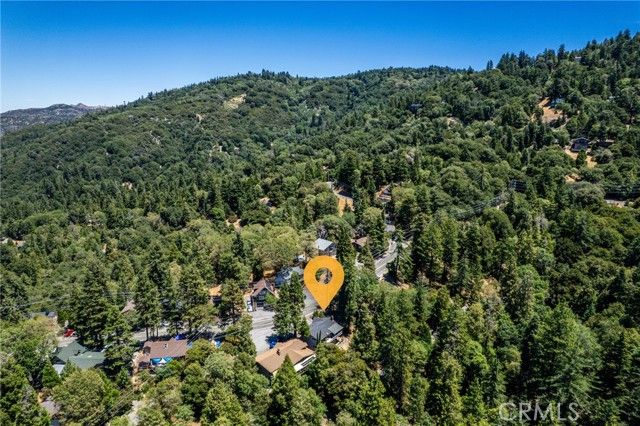 810 Arosa Drive, Crestline, CA 92325