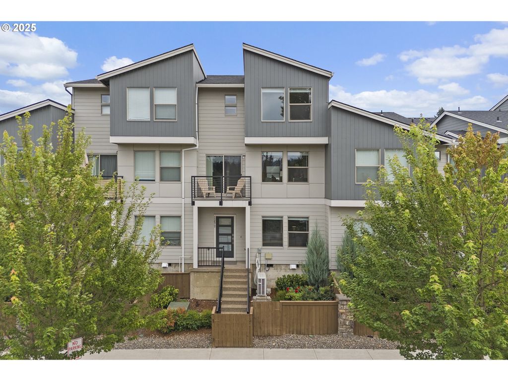 12672 Se 172ND Ave, Happy Valley, OR 97086