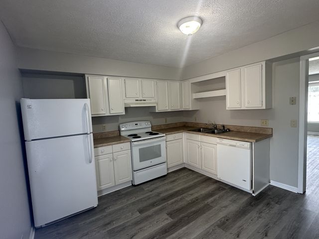 308 Crestmont Dr Apt A, Hendersonville, TN 37075