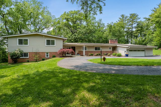 2406 East Lane, Rockford, IL 61107