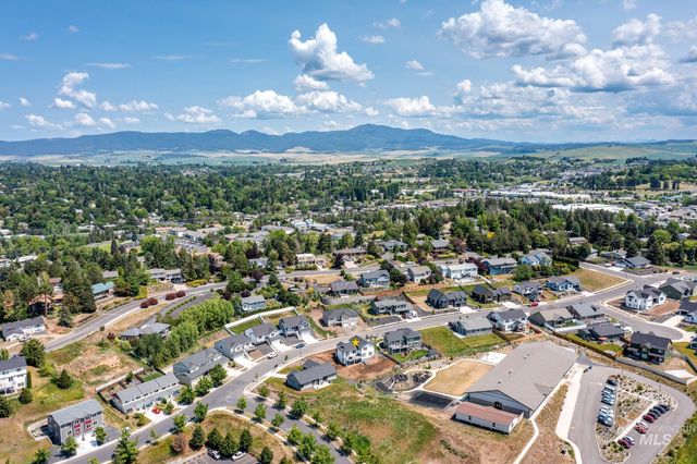 415 Southview Ave., Moscow, ID 83843