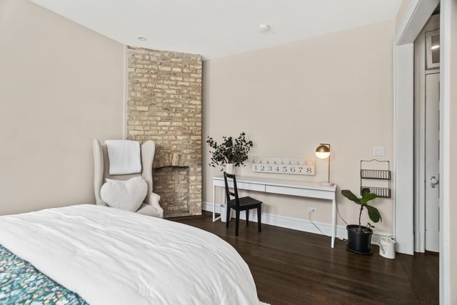 1735 Asbury Avenue, Evanston, IL 60201