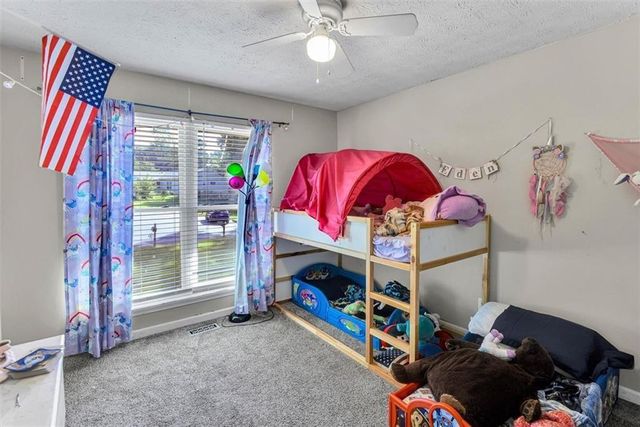 4933 Woodstream Lane NW, Acworth, GA 30102