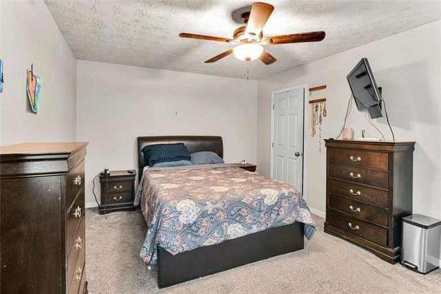 4933 Woodstream Lane NW, Acworth, GA 30102