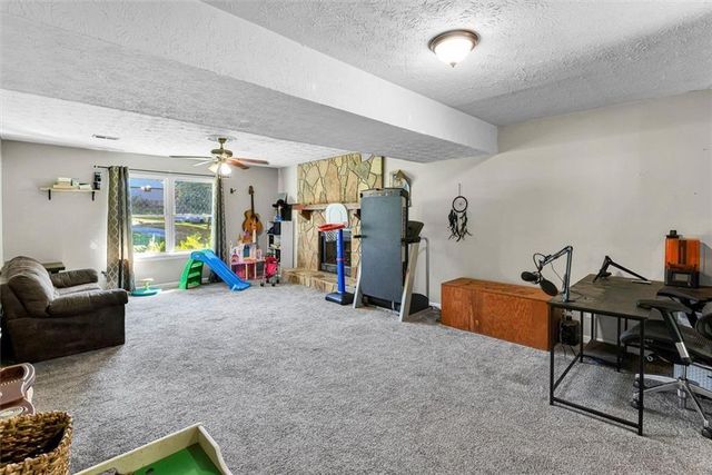 4933 Woodstream Lane NW, Acworth, GA 30102
