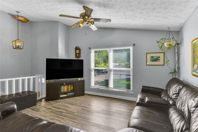 4933 Woodstream Lane NW, Acworth, GA 30102