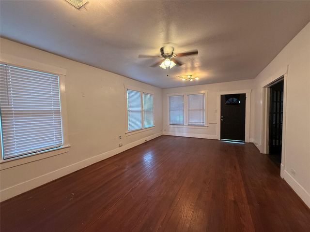 544 W 28th Street, Houston, TX 77008