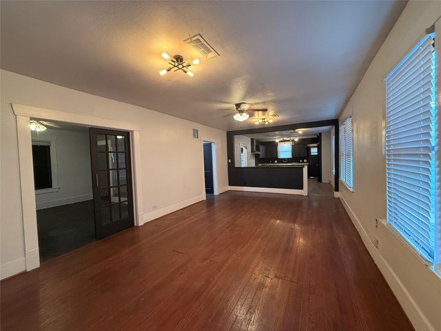 544 W 28th Street, Houston, TX 77008