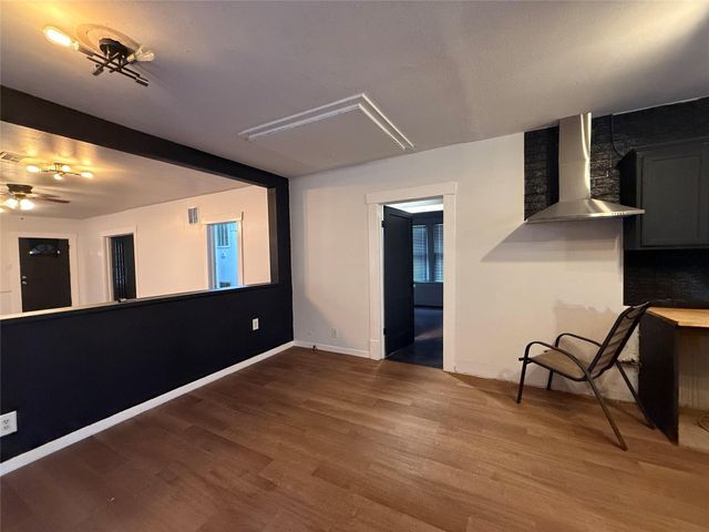 544 W 28th Street, Houston, TX 77008