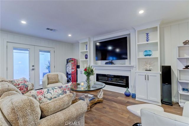 2063 Via Mariposa East A, Laguna Woods, CA 92637