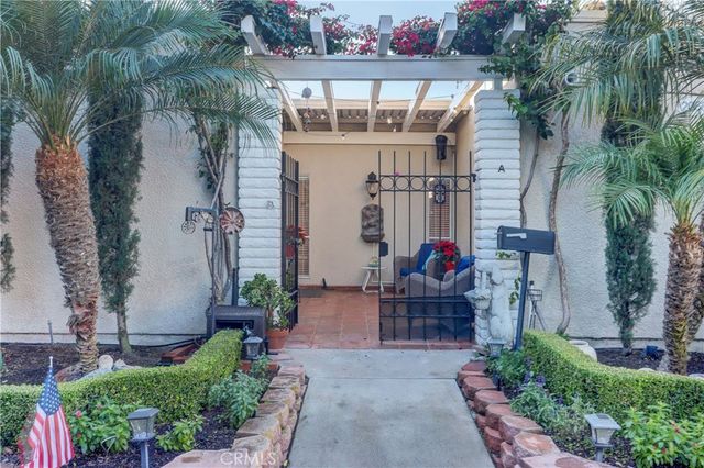2063 Via Mariposa East A, Laguna Woods, CA 92637