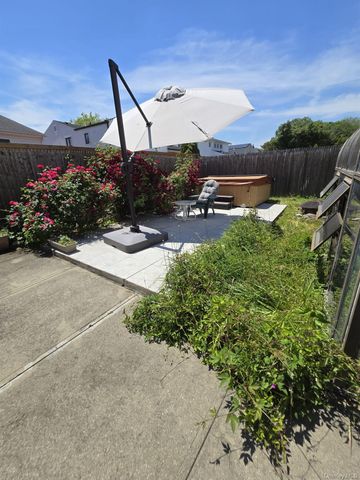 533 Halevy Drive, Cedarhurst, NY 11516