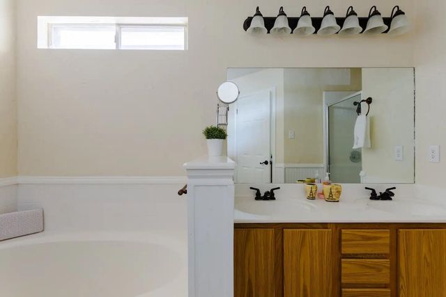 3137 Lake CV, Round Rock, TX 78665