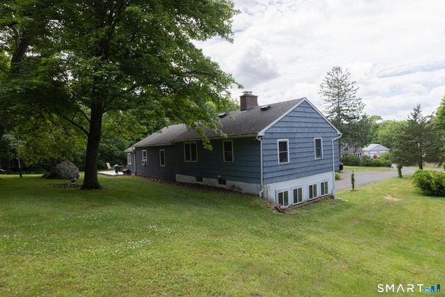 419 Horton Hill Road, Naugatuck, CT 06770