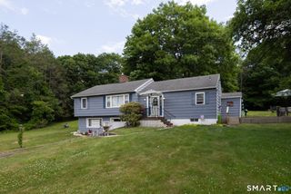 419 Horton Hill Road, Naugatuck, CT 06770