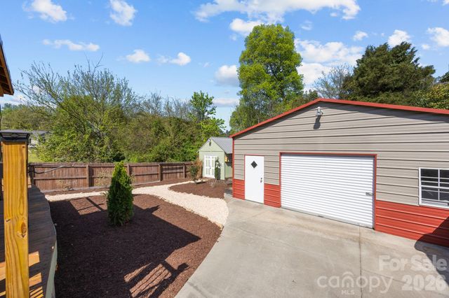 1818 2ND Street, Salisbury, NC 28144