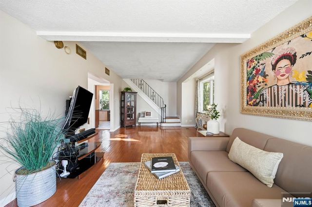 120 Johnson Avenue, Bergenfield, NJ 07621