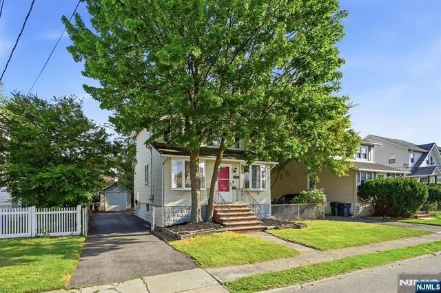 120 Johnson Avenue, Bergenfield, NJ 07621