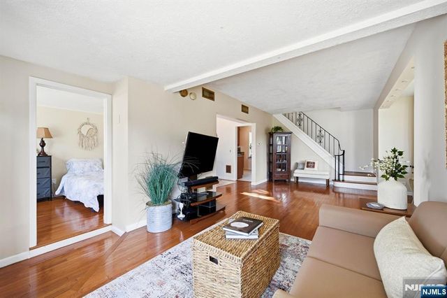 120 Johnson Avenue, Bergenfield, NJ 07621
