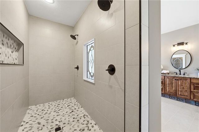 15614 Quail Ridge Drive, Smithville, MO 64089