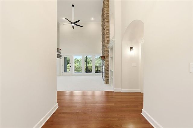 15614 Quail Ridge Drive, Smithville, MO 64089