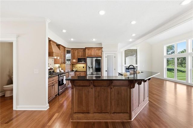 15614 Quail Ridge Drive, Smithville, MO 64089