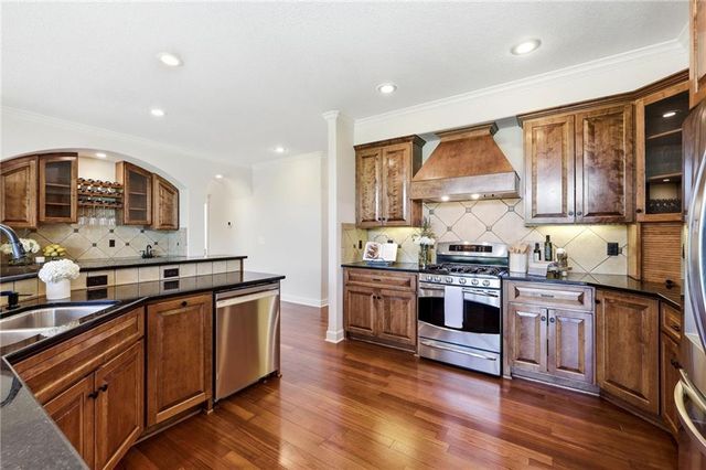 15614 Quail Ridge Drive, Smithville, MO 64089