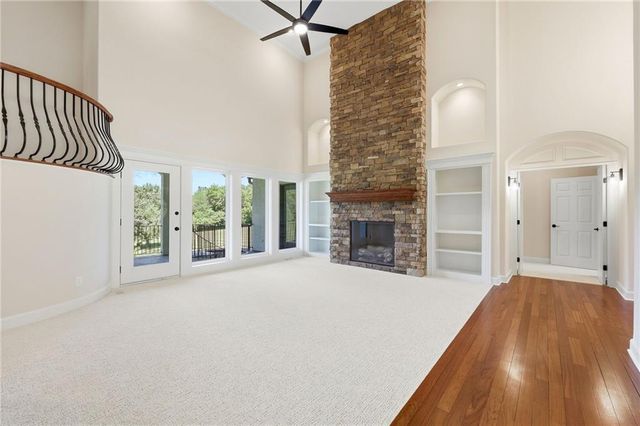 15614 Quail Ridge Drive, Smithville, MO 64089