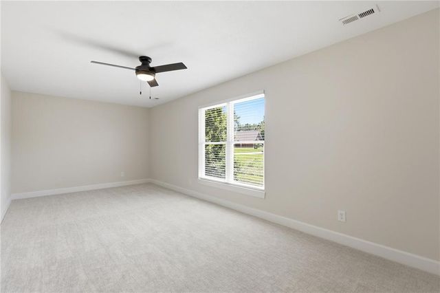 15614 Quail Ridge Drive, Smithville, MO 64089