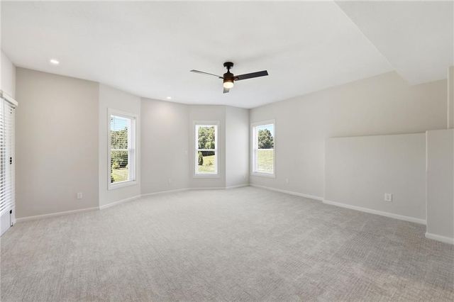 15614 Quail Ridge Drive, Smithville, MO 64089