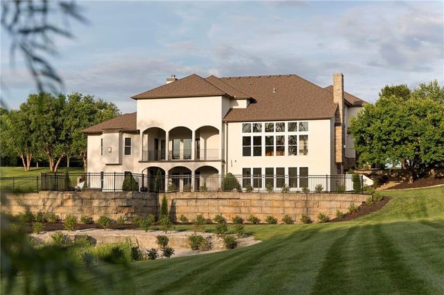 15614 Quail Ridge Drive, Smithville, MO 64089
