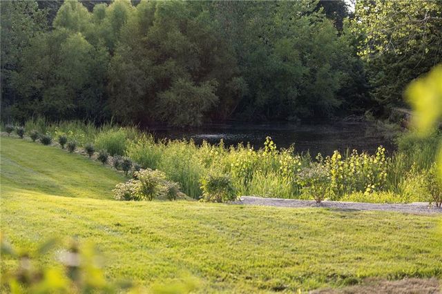 15614 Quail Ridge Drive, Smithville, MO 64089
