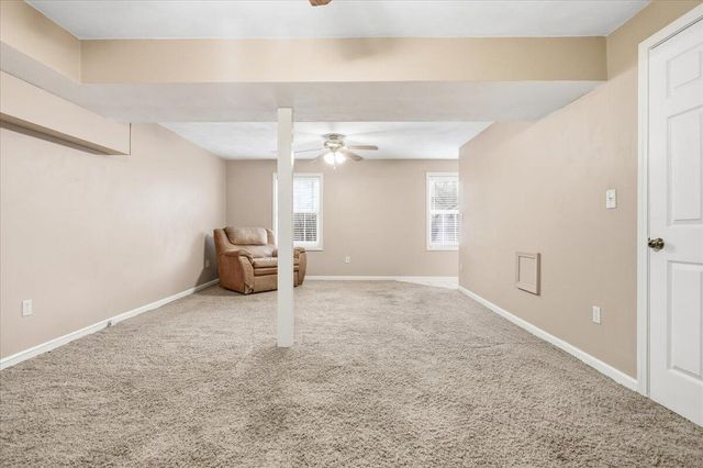 1653 Millwood DR, Salem, VA 24153