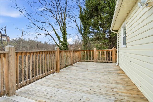 1653 Millwood DR, Salem, VA 24153