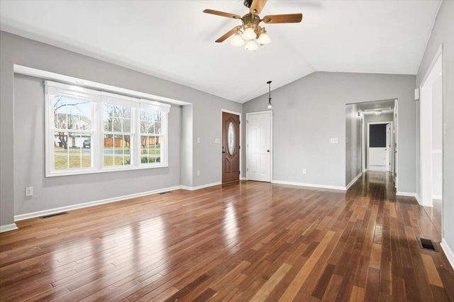 1653 Millwood DR, Salem, VA 24153