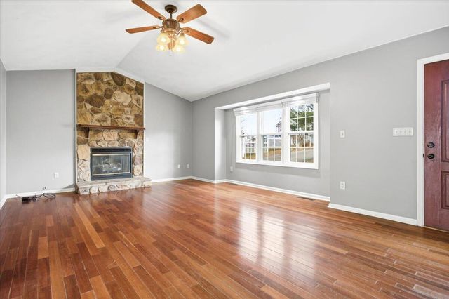 1653 Millwood DR, Salem, VA 24153