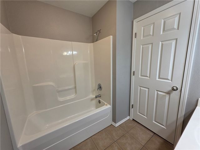 1460 W Junction Street 3, Fayetteville, AR 72701