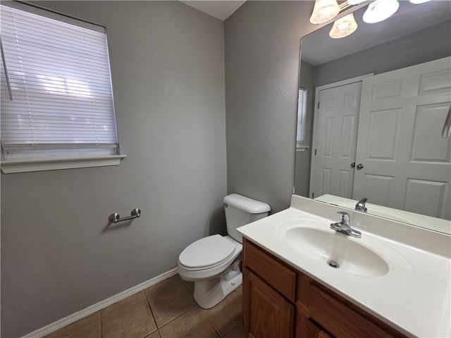 1460 W Junction Street 3, Fayetteville, AR 72701