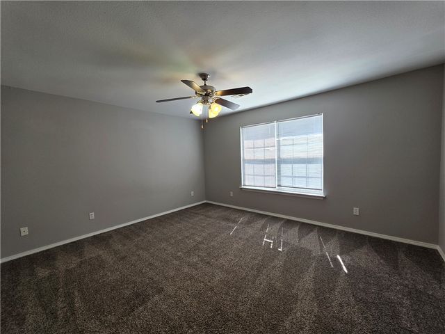 1460 W Junction Street 3, Fayetteville, AR 72701
