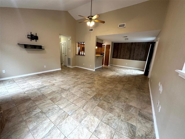 12048 Texas National Boulevard, Willis, TX 77378