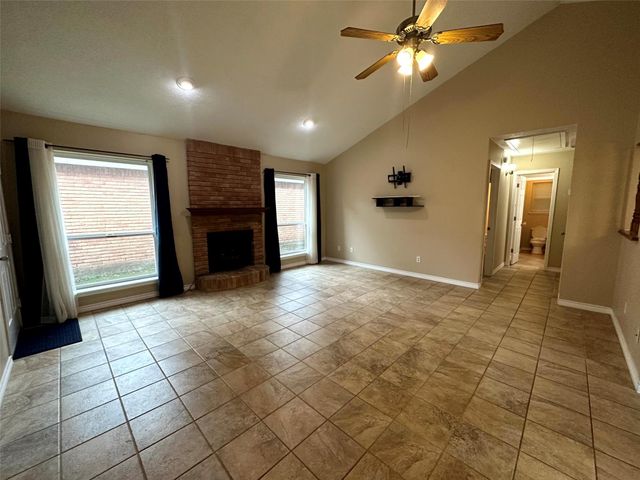 12048 Texas National Boulevard, Willis, TX 77378